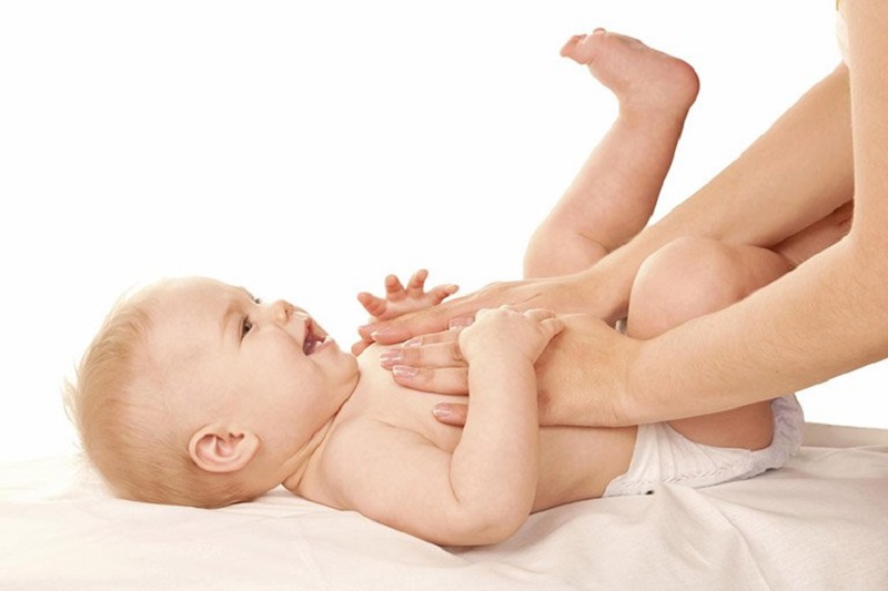 Da kề da thường xuyên làm trẻ giảm khóc và giảm căng thẳng